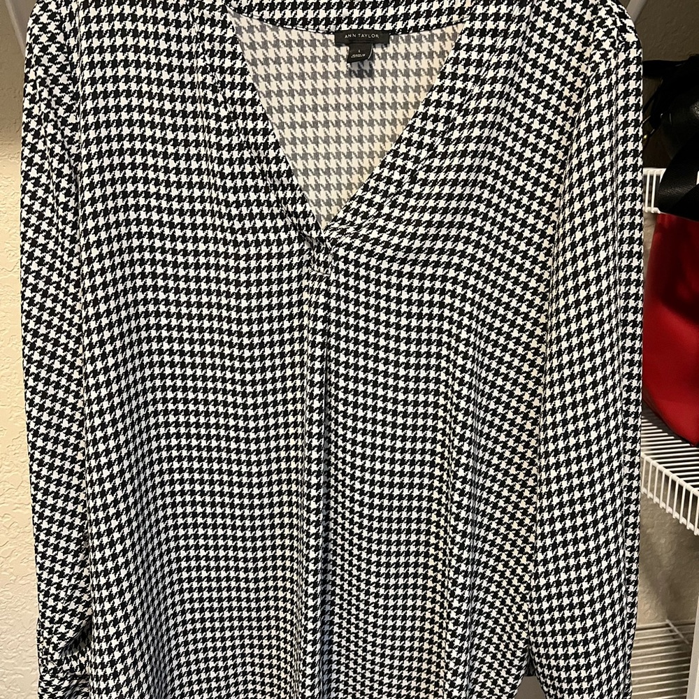 Ann Taylor Black and White Houndstooth Blouse